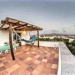 Volcano Villa