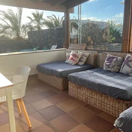 Вилла Volcano *